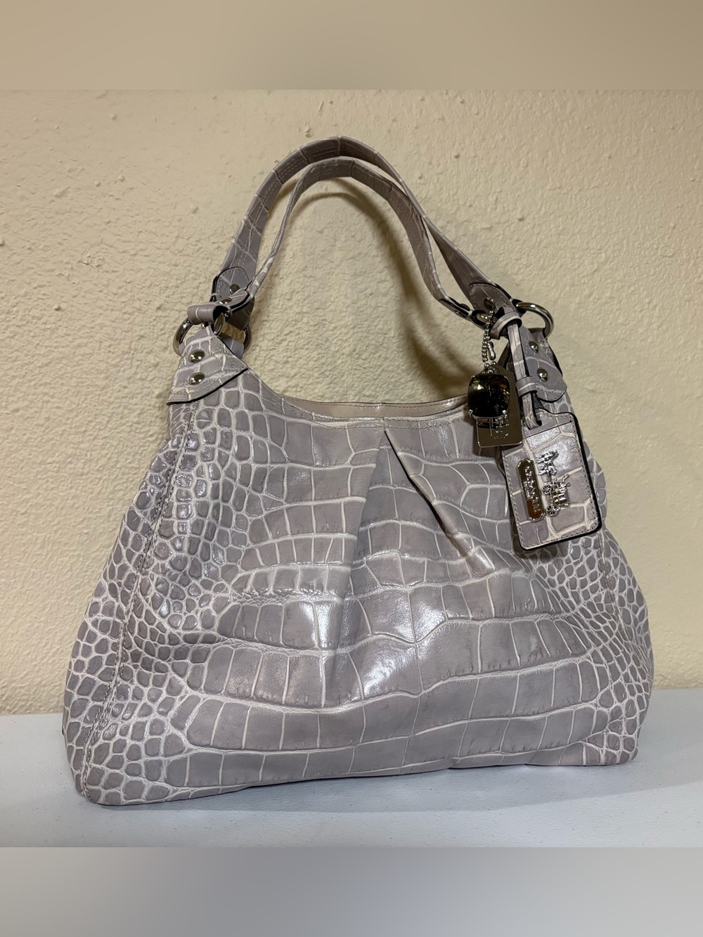 Coach Madison Embossed Exotic Maggie Shoulder Bag 14602 Bone Grey EUC